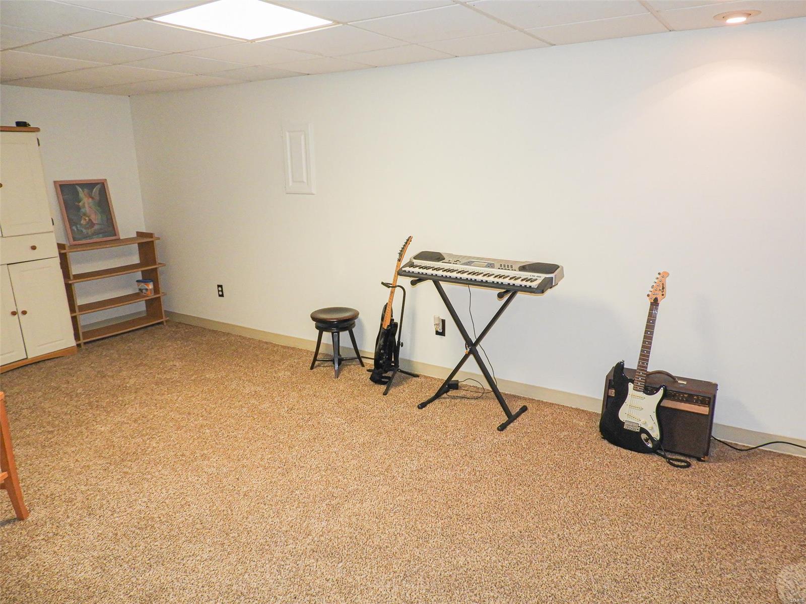 1977 Raintree Trail Collinsville, IL 62234 - Photo 47 of 53 Gallery Image 47