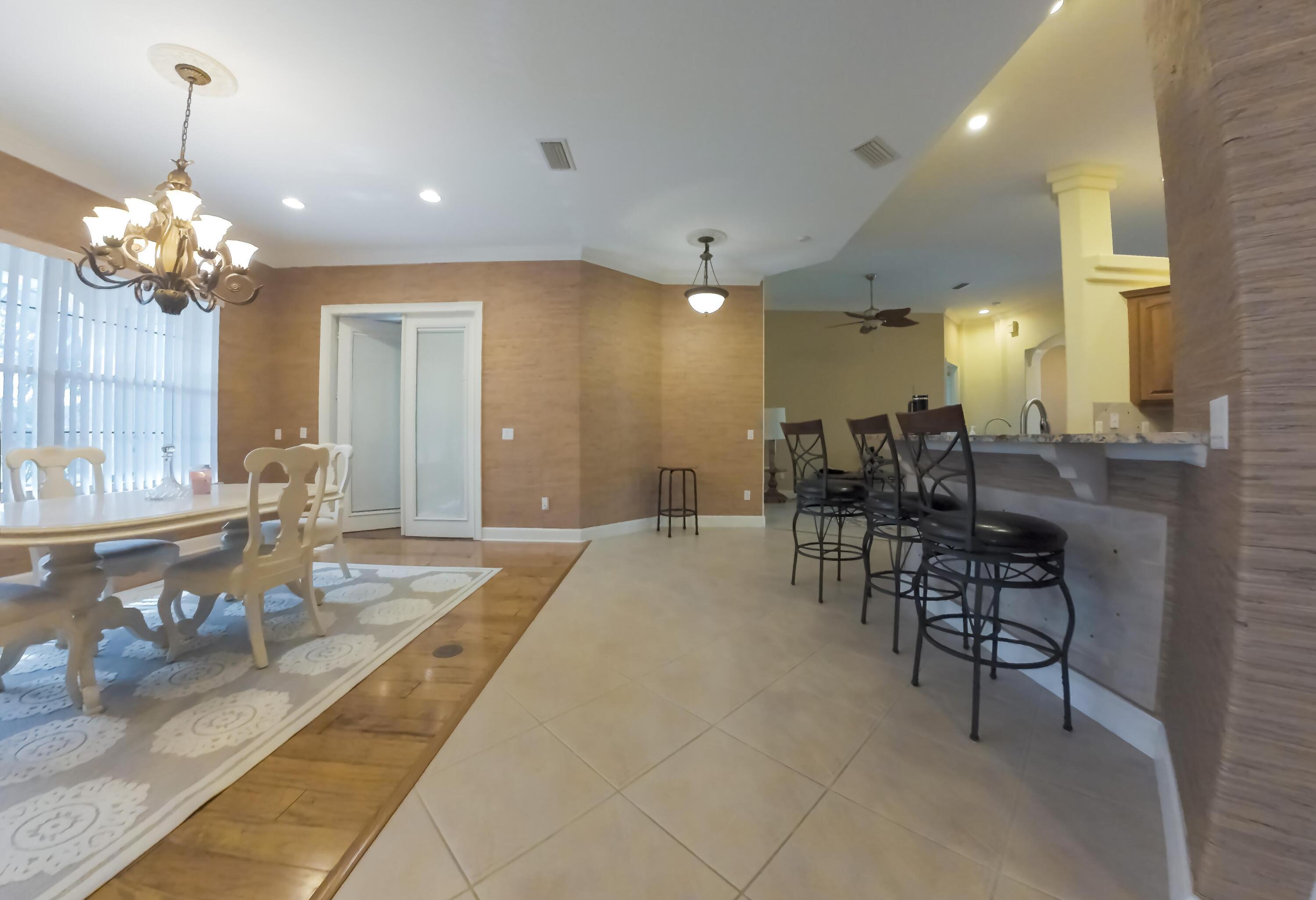 9908 Southeast 67th Avenue Road Belleview, FL 34420 - Photo 22 of 65 49_dining
