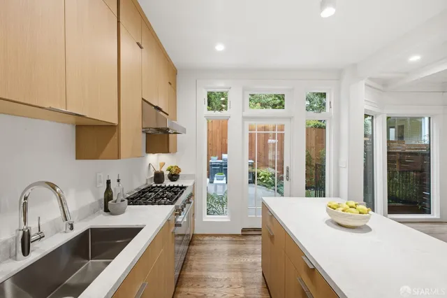 $2,995,000 | 3983 19th Street, San Francisco, CA 94114