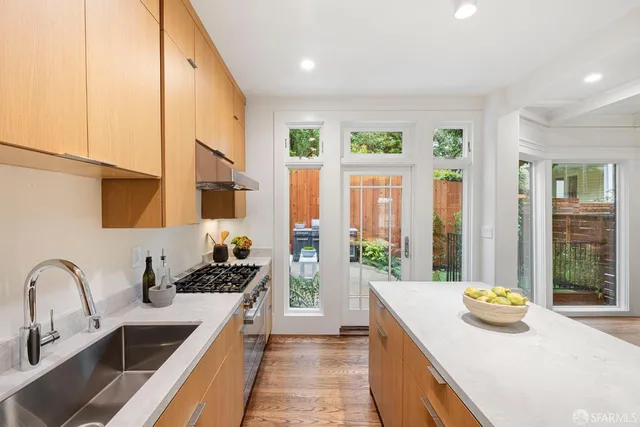 $2,995,000 | 3983 19th Street, San Francisco, CA 94114