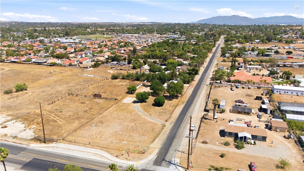 21820 Cajalco Road Perris, CA 92570 - Photo 41 of 42