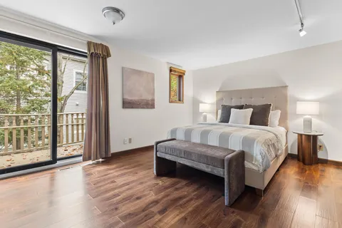 $575,000 | 4622 France Avenue South, Edina, MN 55410