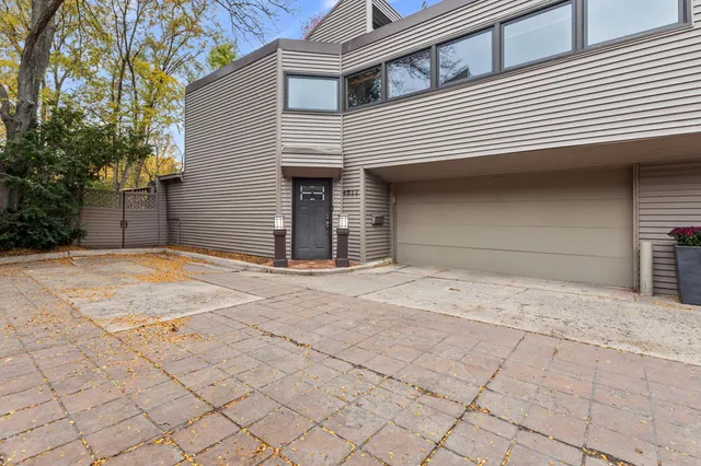 $600,000 | 4622 France Avenue South, Edina, MN 55410