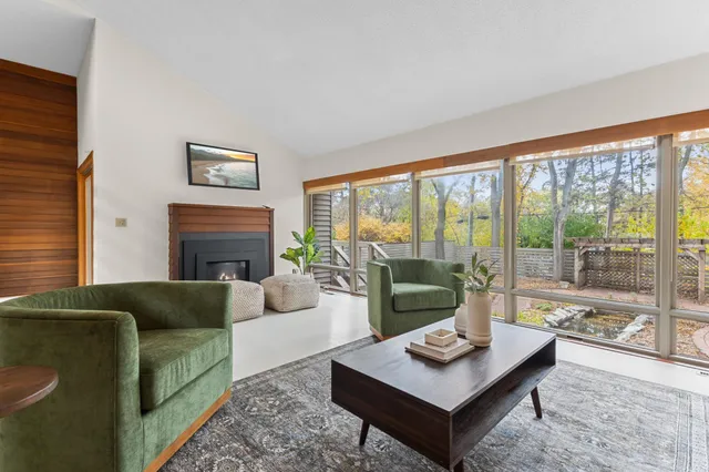 $600,000 | 4622 France Avenue South, Edina, MN 55410