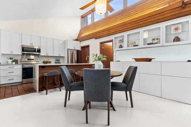 $600,000 | 4622 France Avenue South, Edina, MN 55410