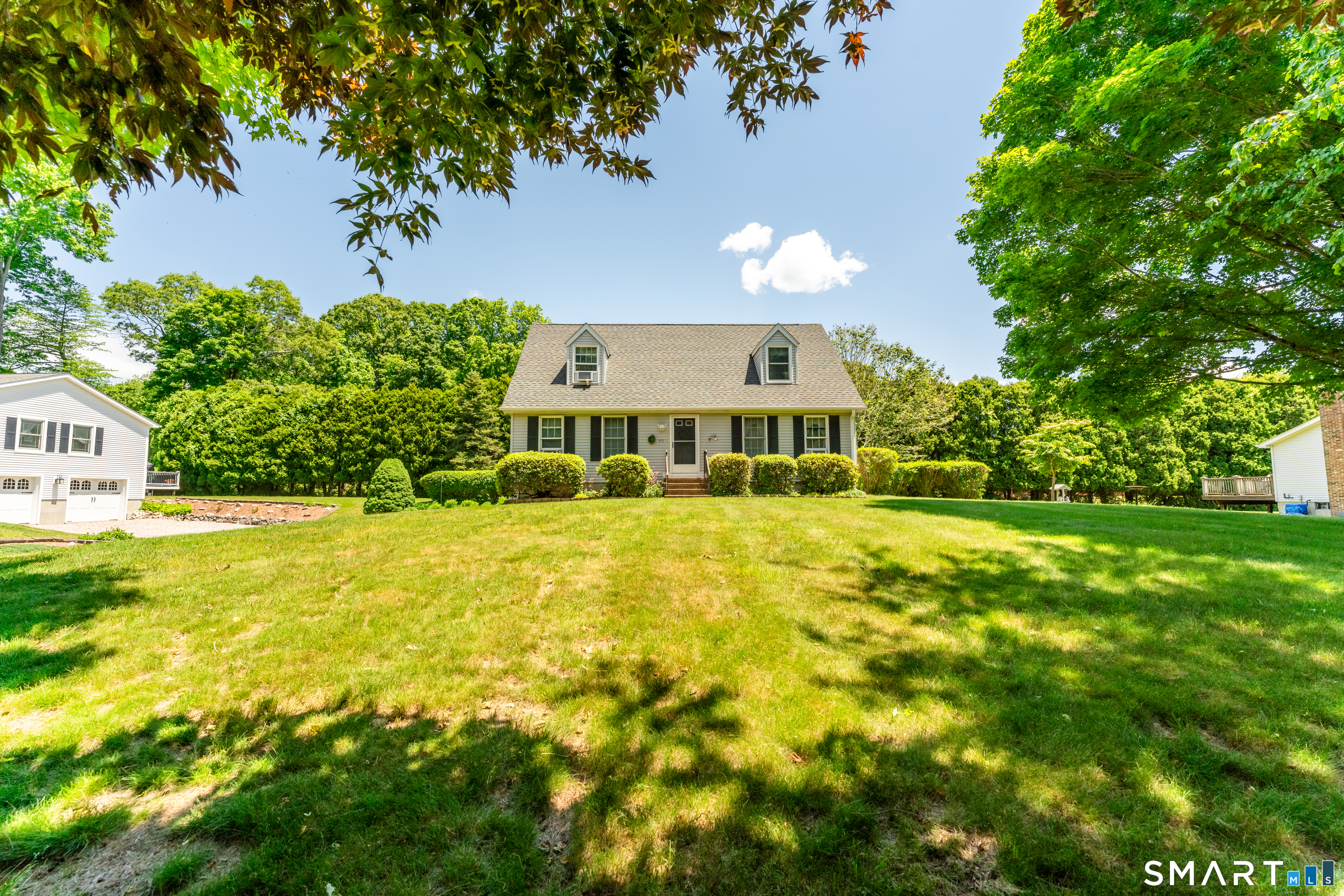 476 Noank Ledyard Road Groton, CT 06355 - Photo 2 of 37