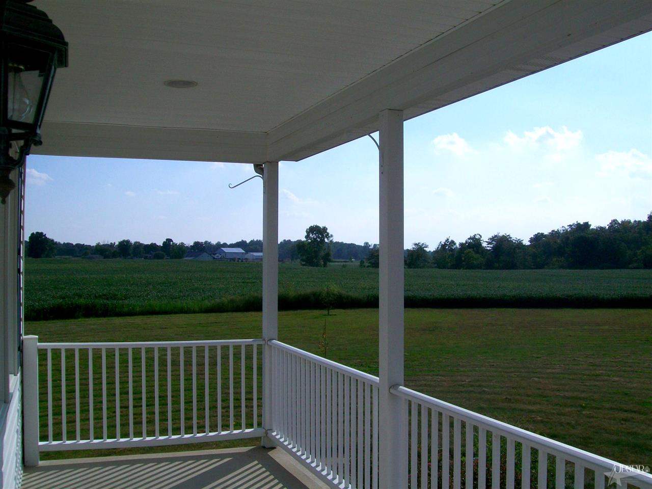 16020 Davis Road Spencerville, IN 46788 - Photo 5 of 27