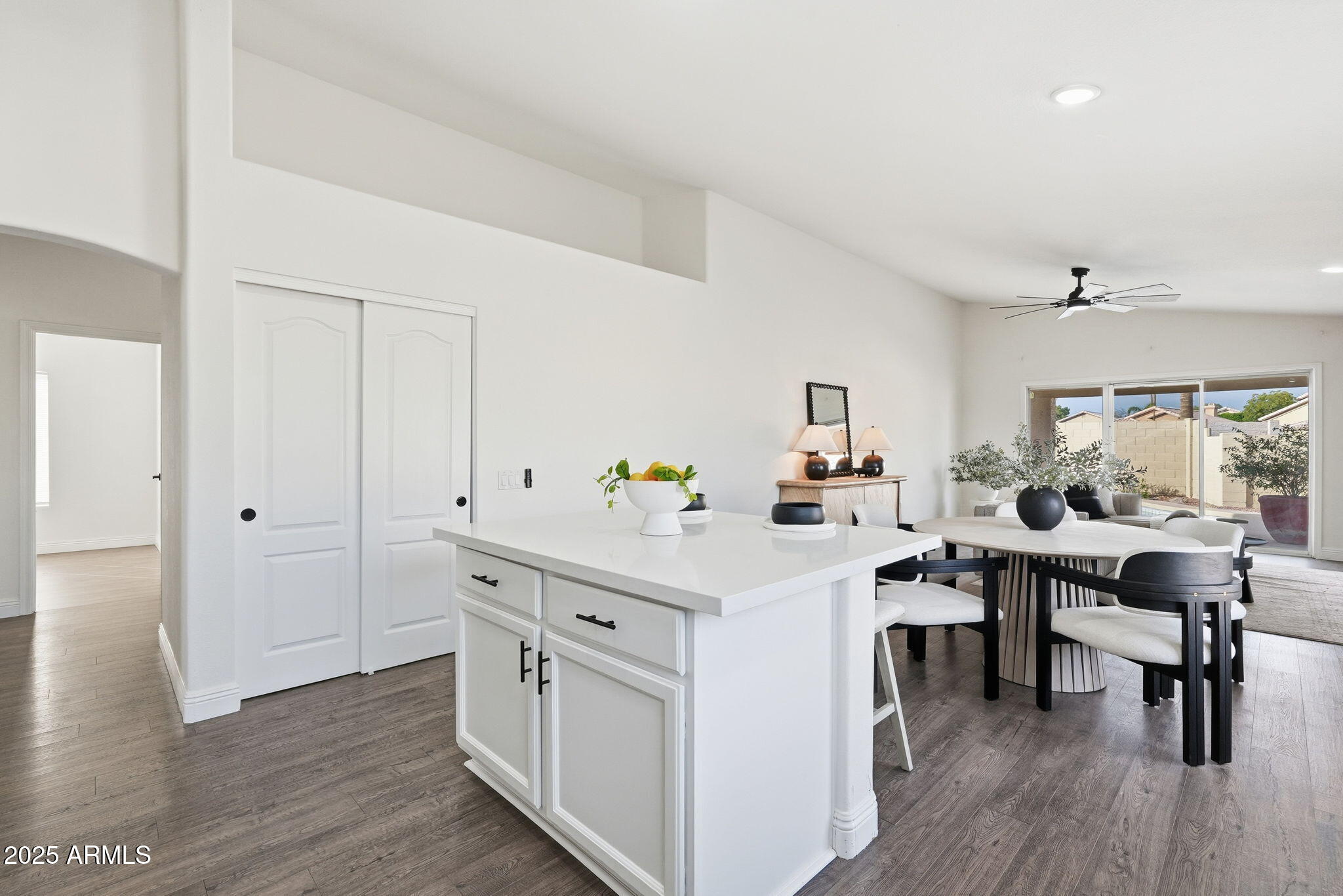 4540 East Dry Creek Road Phoenix, AZ 85044 - Photo 11 of 43 Kitchen