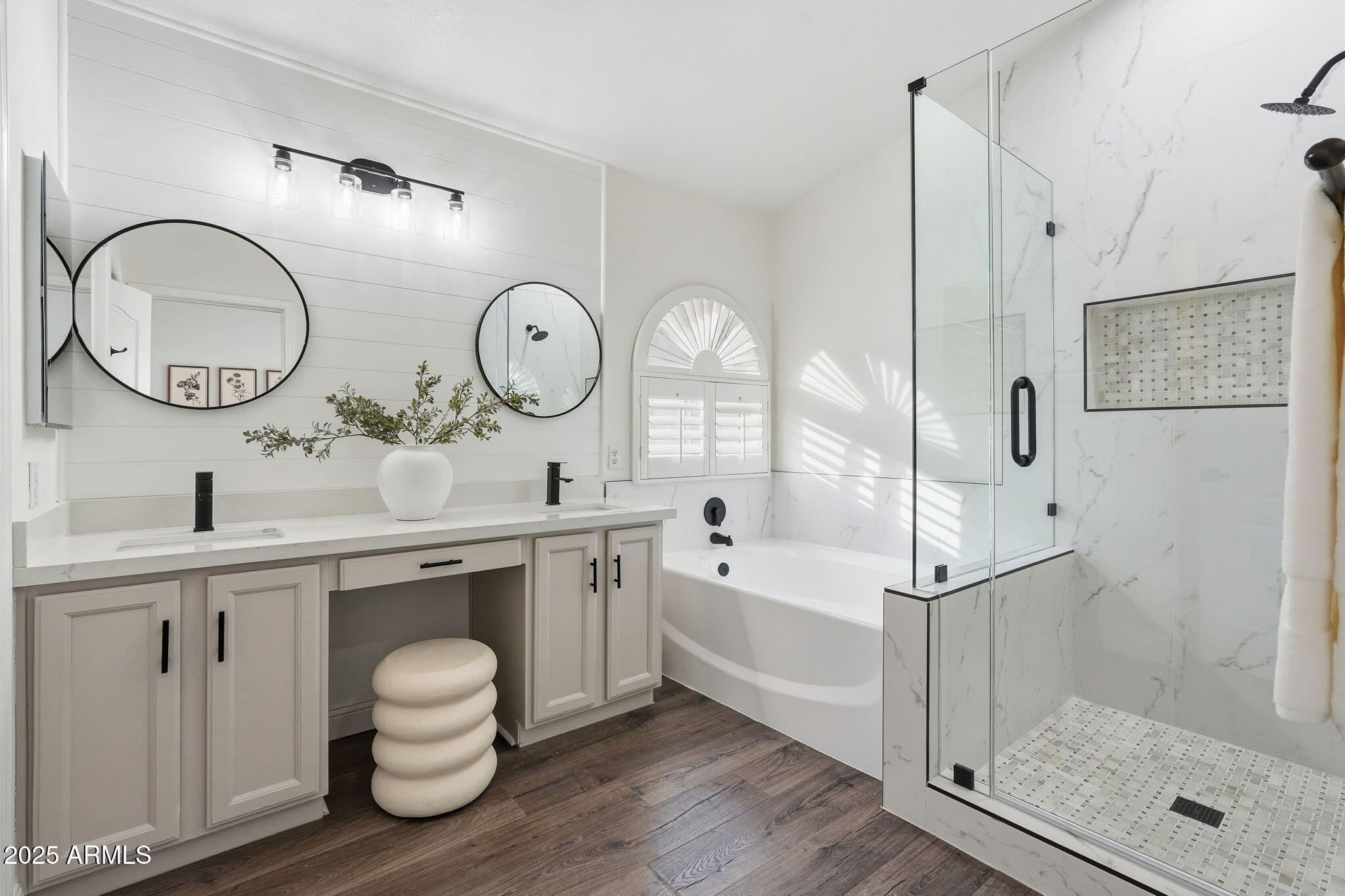 4540 East Dry Creek Road Phoenix, AZ 85044 - Photo 30 of 43 Primary Bathroom