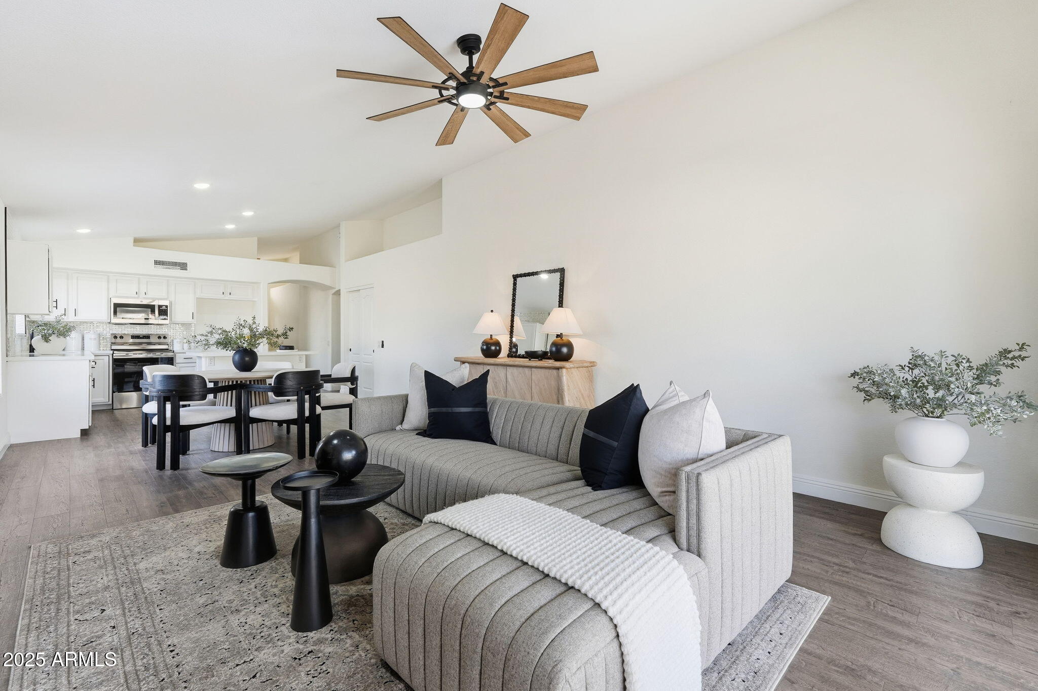 4540 East Dry Creek Road Phoenix, AZ 85044 - Photo 8 of 43 Living Room
