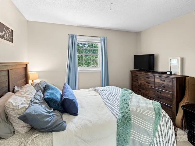 $370,000 | 25 Candor Drive, Fletcher, NC 28732