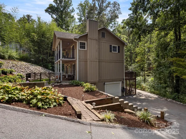 $370,000 | 25 Candor Drive, Fletcher, NC 28732