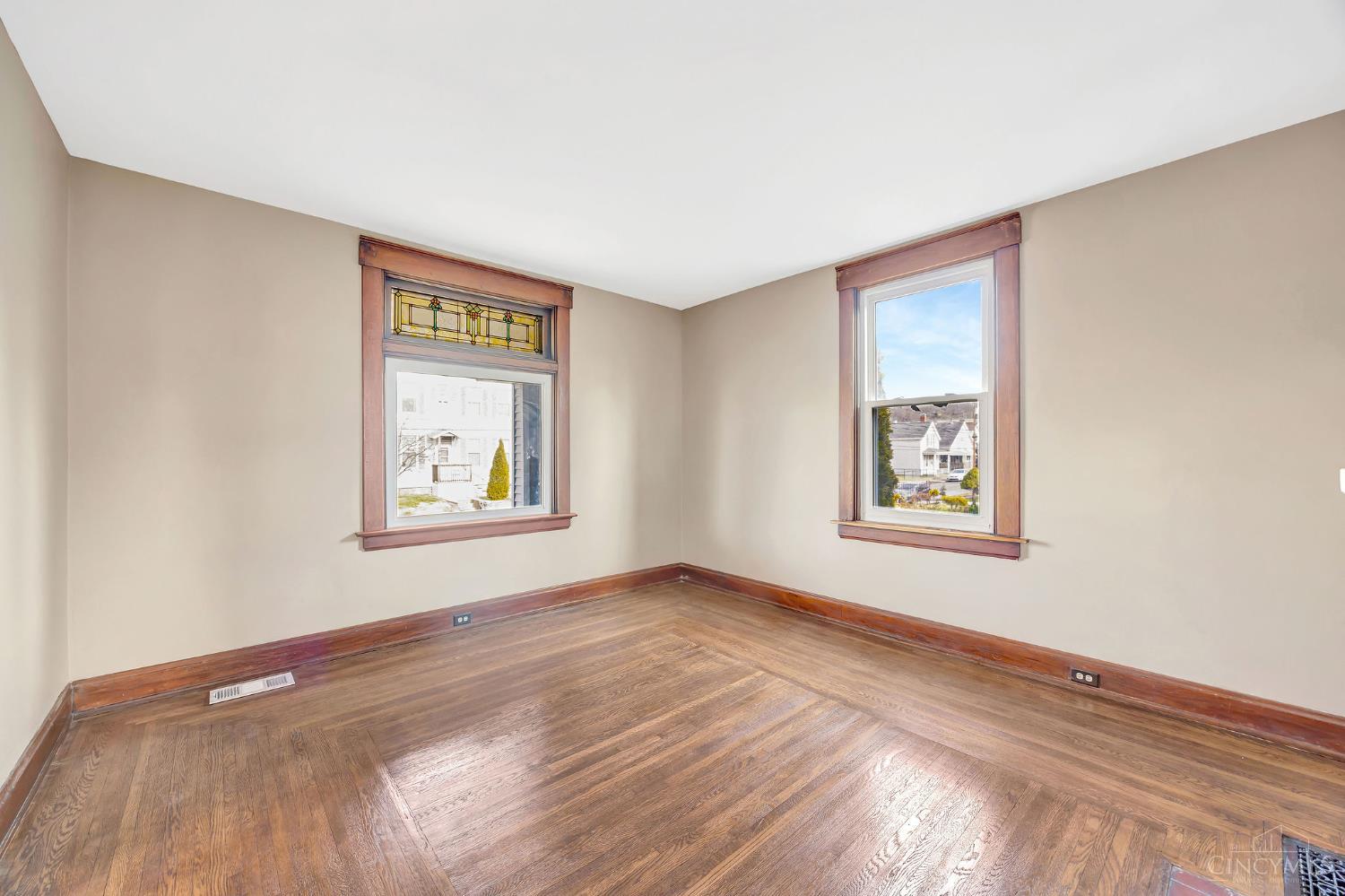129 Pike Street Reading, OH 45215 - Photo 12 of 44