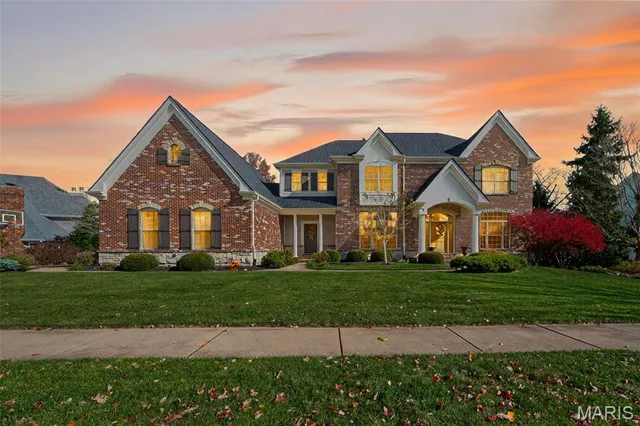 $1,600,000 | 1423 Country Lake Estates Drive, Chesterfield, MO 63005