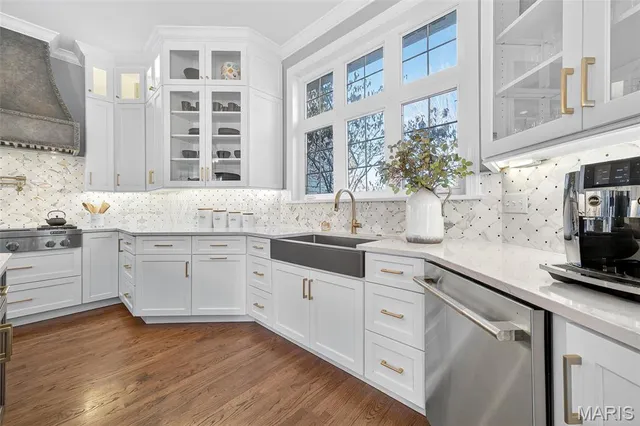 $1,600,000 | 1423 Country Lake Estates Drive, Chesterfield, MO 63005