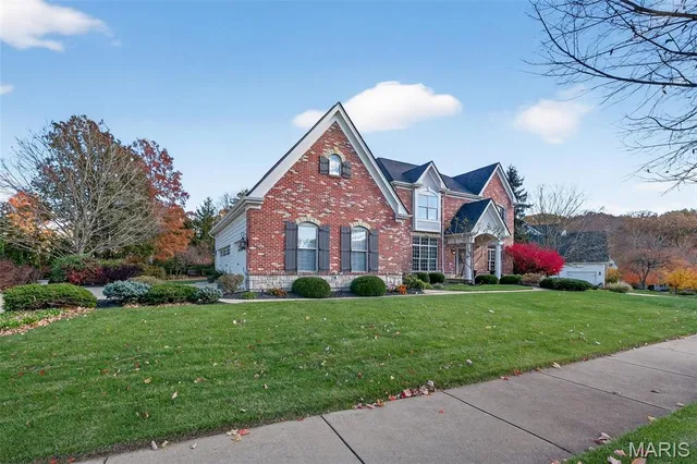 $1,600,000 | 1423 Country Lake Estates Drive, Chesterfield, MO 63005