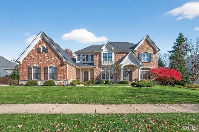 $1,600,000 | 1423 Country Lake Estates Drive, Chesterfield, MO 63005