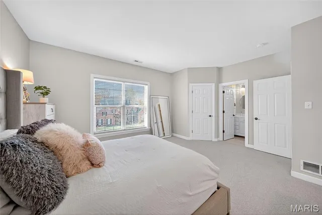 $1,600,000 | 1423 Country Lake Estates Drive, Chesterfield, MO 63005