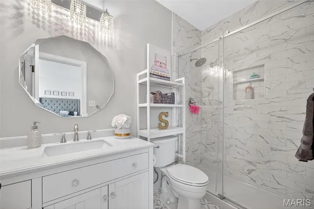 $1,600,000 | 1423 Country Lake Estates Drive, Chesterfield, MO 63005