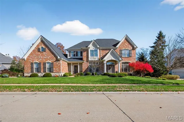 $1,600,000 | 1423 Country Lake Estates Drive, Chesterfield, MO 63005