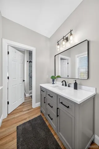 $1,600,000 | 1423 Country Lake Estates Drive, Chesterfield, MO 63005