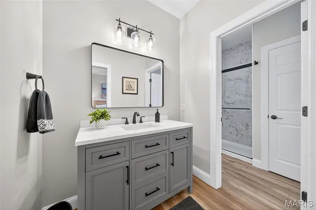 $1,600,000 | 1423 Country Lake Estates Drive, Chesterfield, MO 63005