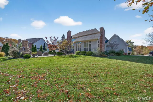 $1,600,000 | 1423 Country Lake Estates Drive, Chesterfield, MO 63005