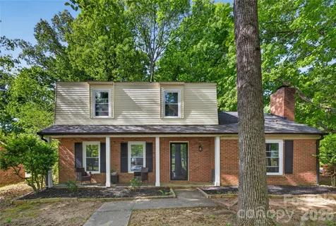 $349,900 | 5200 Barrington Drive, Charlotte, NC 28215