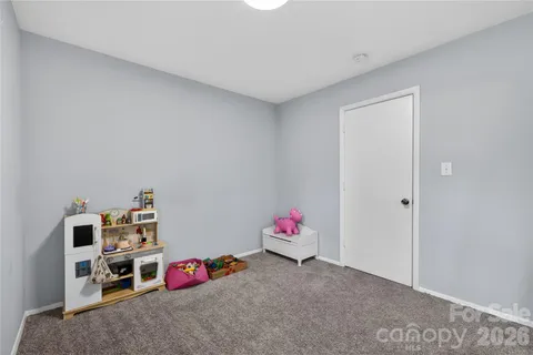 $349,900 | 5200 Barrington Drive, Charlotte, NC 28215