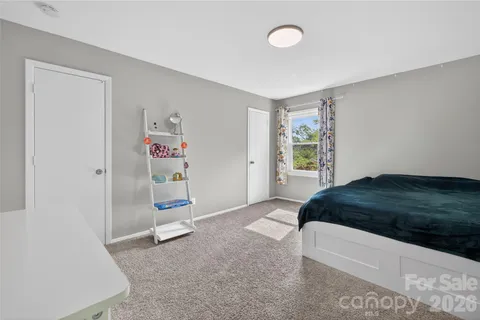 $349,900 | 5200 Barrington Drive, Charlotte, NC 28215