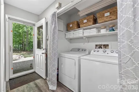 $349,900 | 5200 Barrington Drive, Charlotte, NC 28215