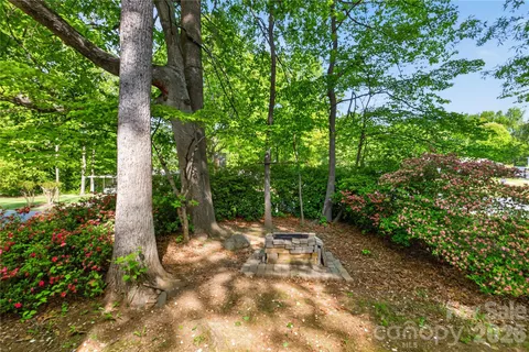$349,900 | 5200 Barrington Drive, Charlotte, NC 28215