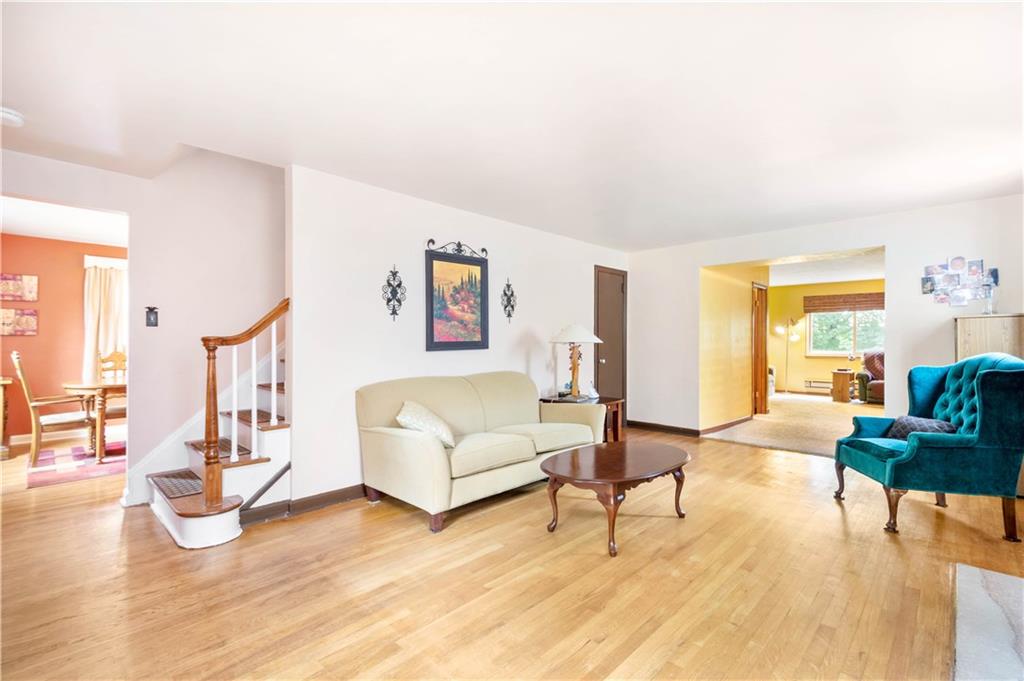 716 Scott Road Pittsburgh, PA 15228 - Photo 3 of 23 Gallery Image 3