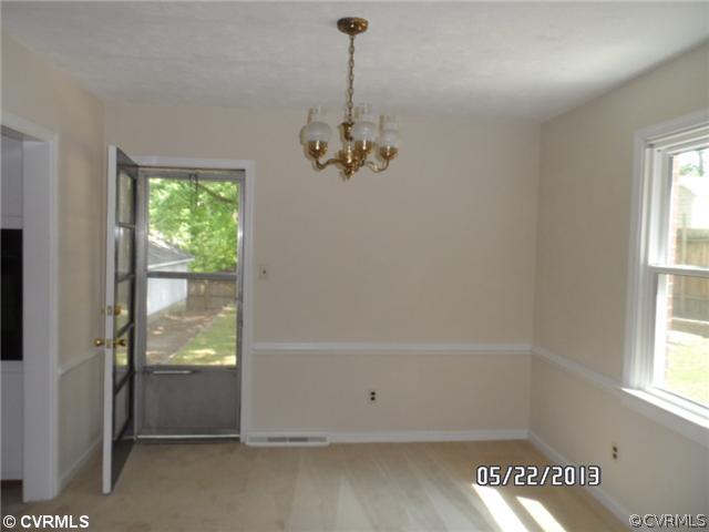 1815 North Parham Road Richmond, VA 23229 - Photo 5 of 10 Dining Room
