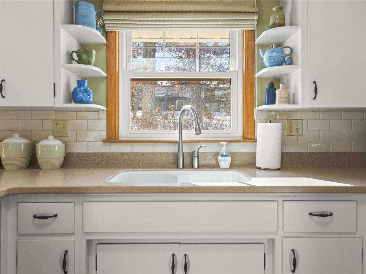 3708 Bee Lane Beloit, WI 53511 - Photo 18 of 57