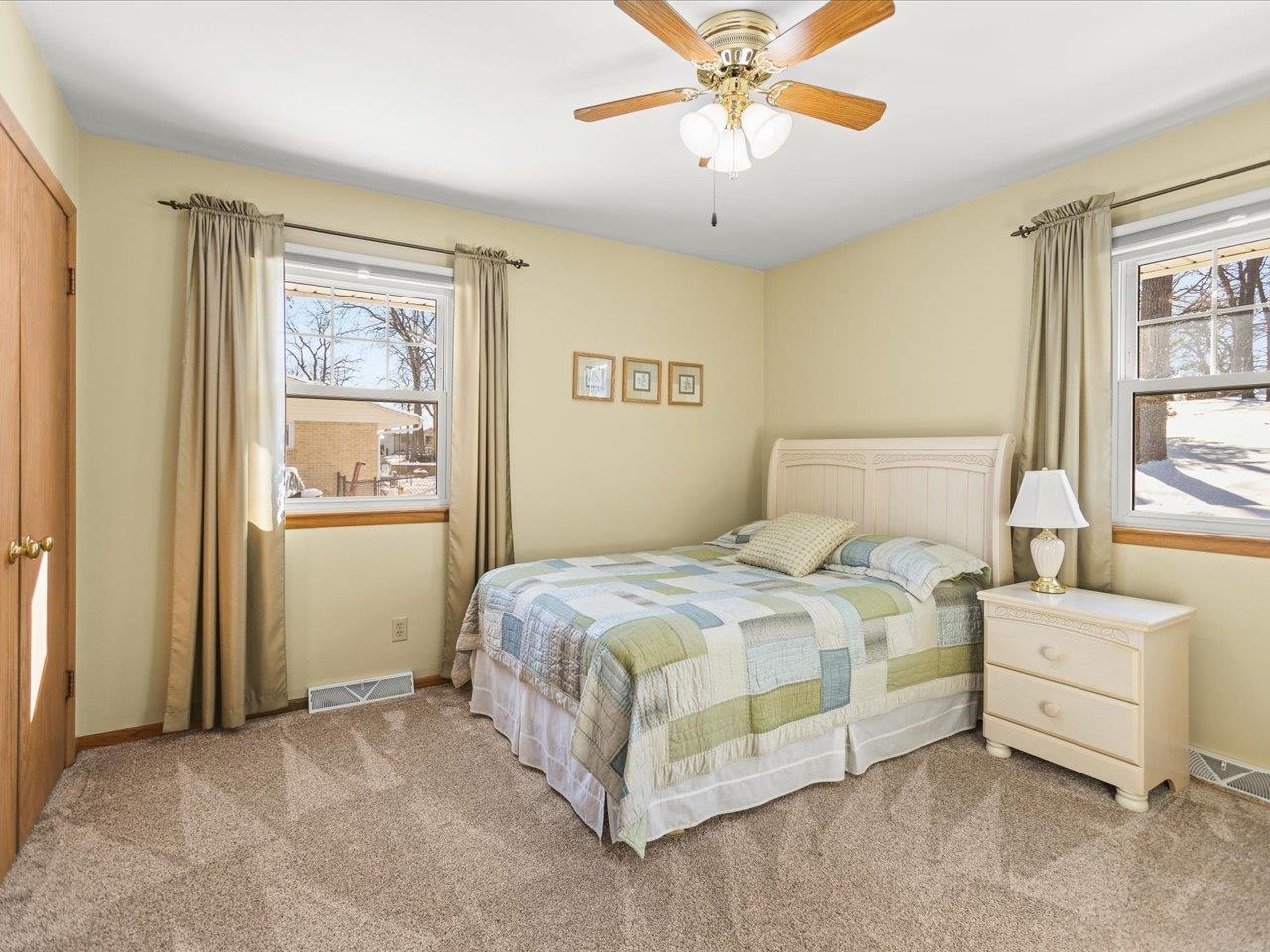 3708 Bee Lane Beloit, WI 53511 - Photo 25 of 57