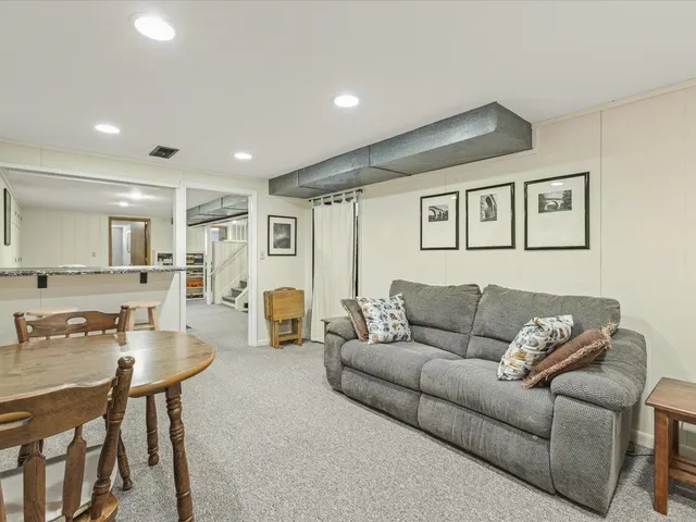 $399,900 | 3708 Bee Lane, Beloit, WI 53511