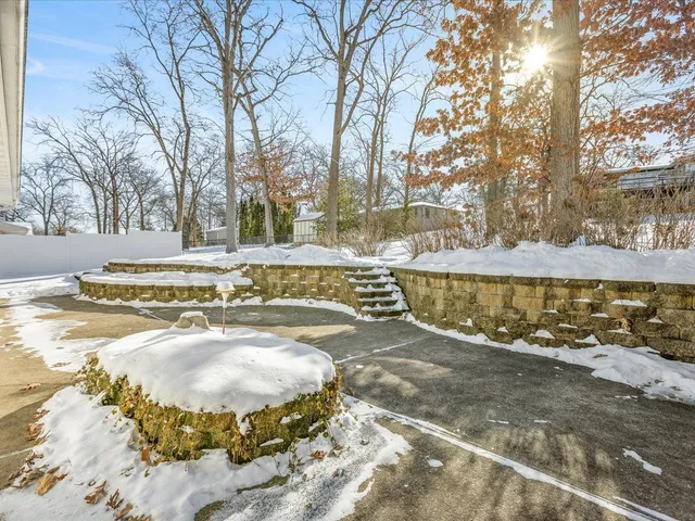 $399,900 | 3708 Bee Lane, Beloit, WI 53511