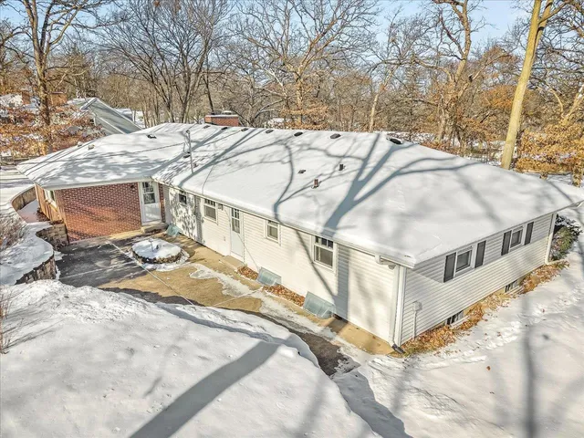 $399,900 | 3708 Bee Lane, Beloit, WI 53511