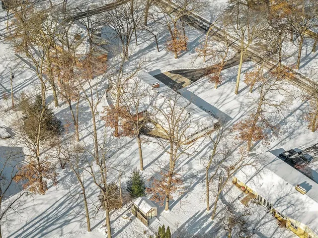 $399,900 | 3708 Bee Lane, Beloit, WI 53511