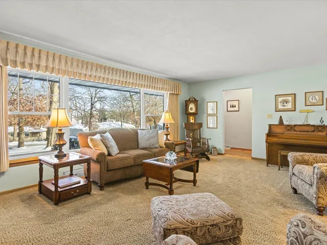 $399,900 | 3708 Bee Lane, Beloit, WI 53511