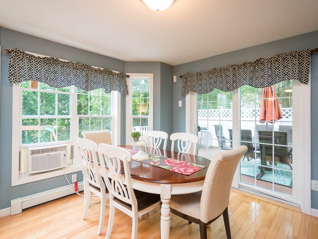 15 Deerfield Court Rochester, NH 03868 - Photo 2 of 31