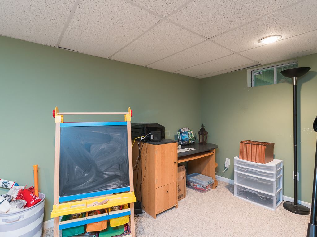 15 Deerfield Court Rochester, NH 03868 - Photo 24 of 31