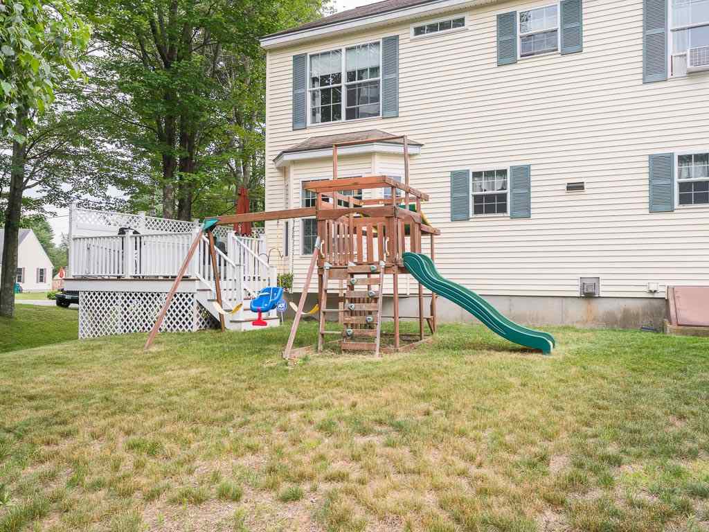 15 Deerfield Court Rochester, NH 03868 - Photo 27 of 31