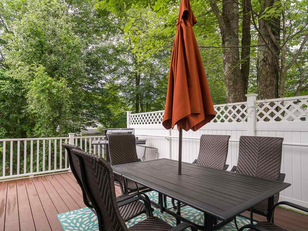 15 Deerfield Court Rochester, NH 03868 - Photo 29 of 31