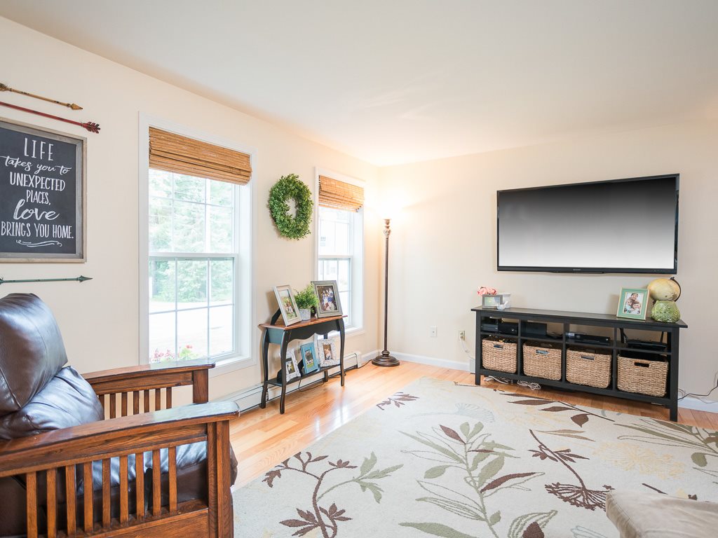 15 Deerfield Court Rochester, NH 03868 - Photo 9 of 31