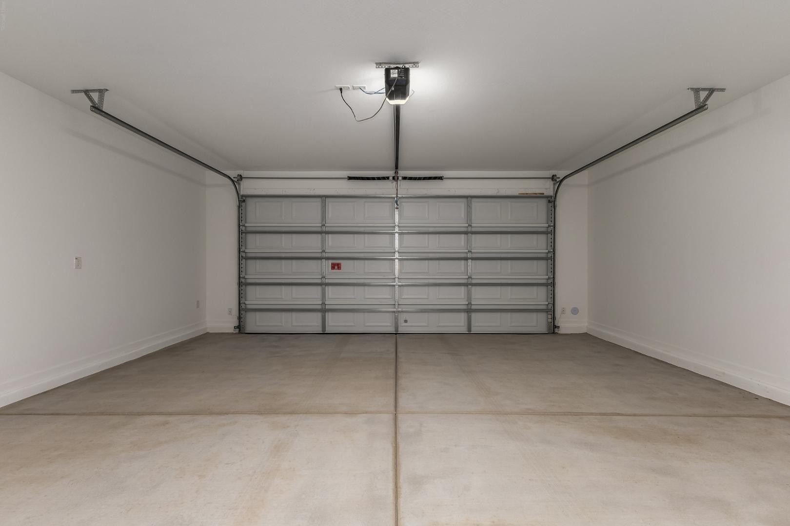 2434 West Maximo Way Phoenix, AZ 85085 - Photo 22 of 35 a view of a store room cabinets