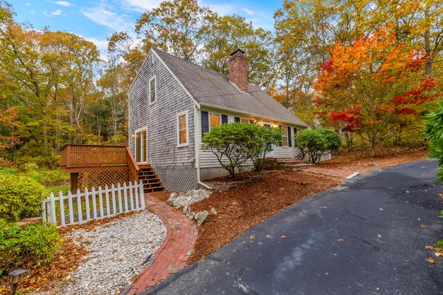 $679,000 | 515 Cedar Street, West Barnstable, MA 02668