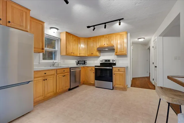 $679,000 | 515 Cedar Street, West Barnstable, MA 02668