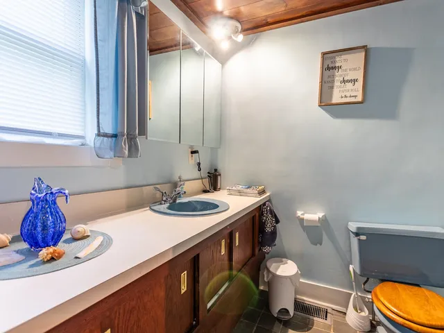 $475,000 | 28 Village Road, Surry, NH 03431